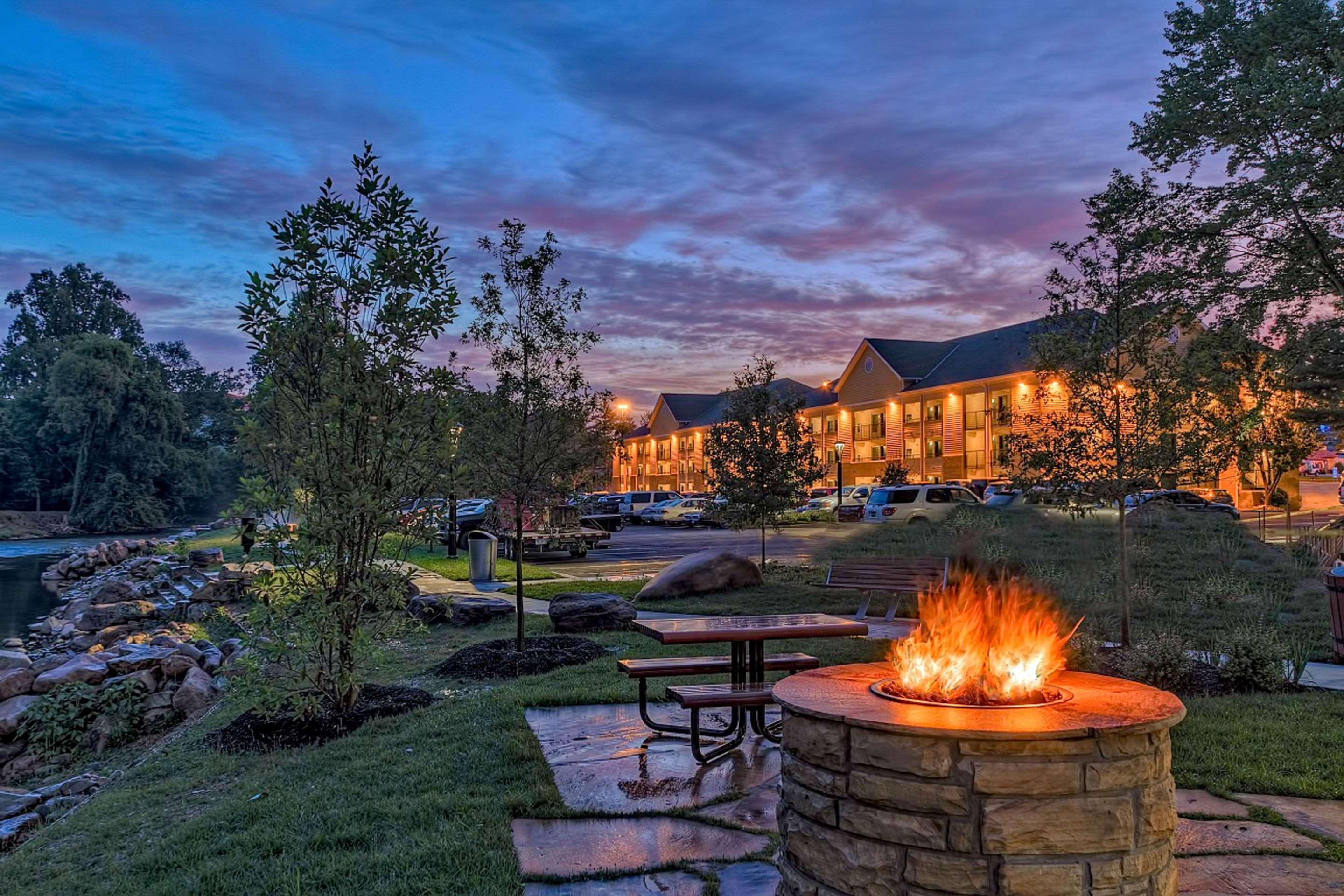 Econo Lodge Pigeon Forge Riverside Eksteriør bilde